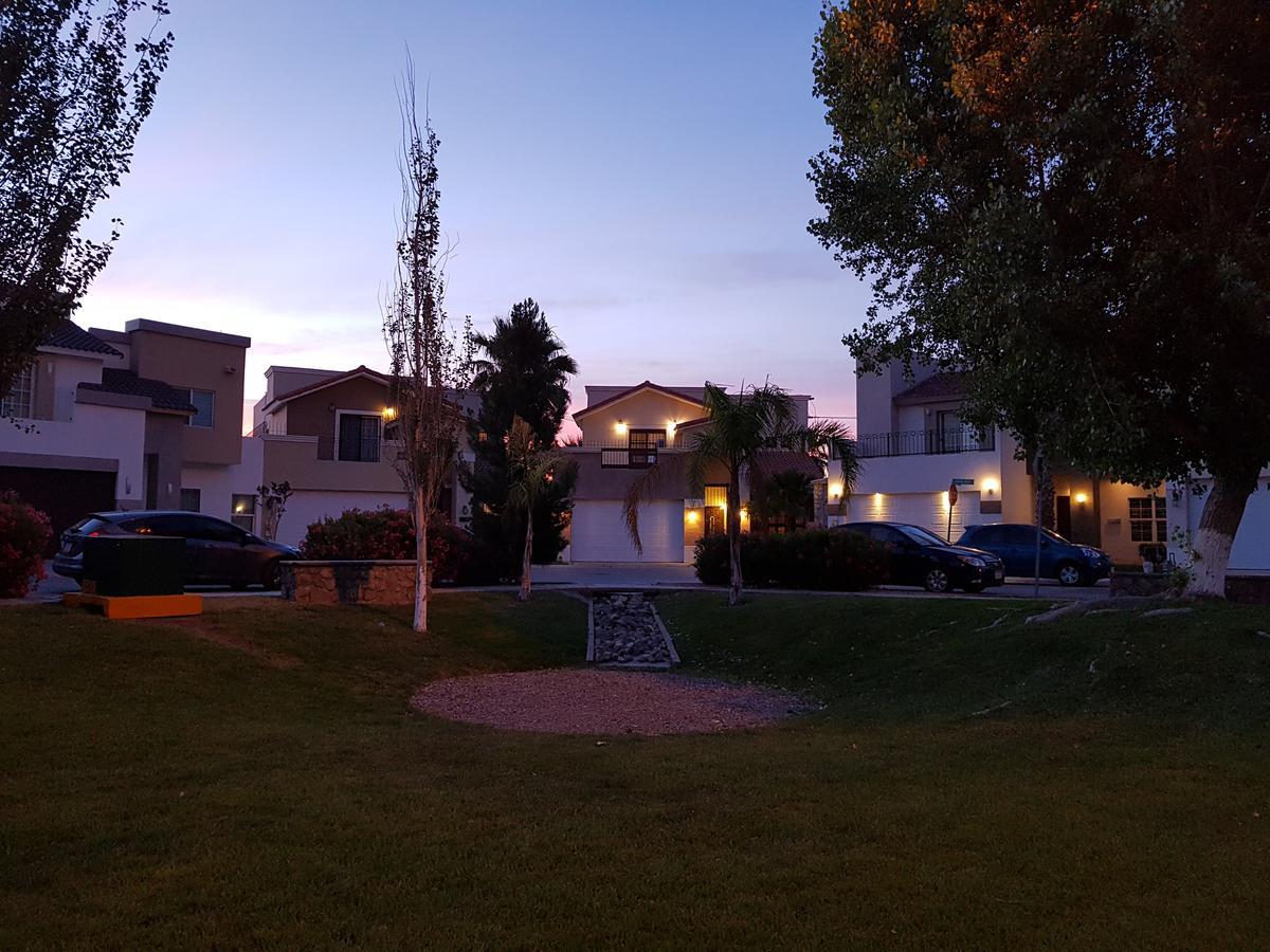 Villa Residencia A 100 Mts Del Consulado Ciudad Juárez Exterior foto