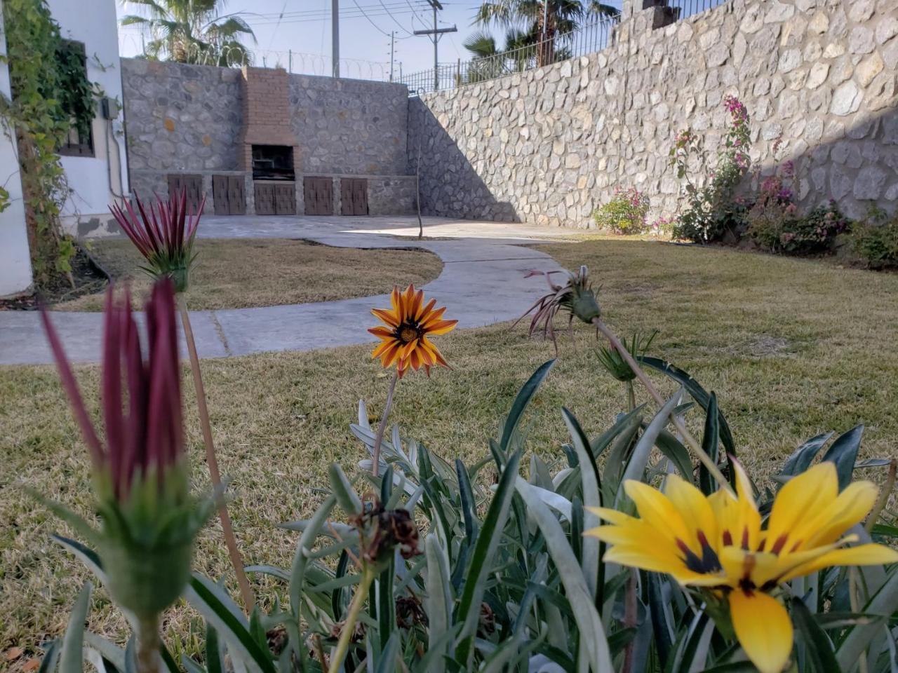 Villa Residencia A 100 Mts Del Consulado Ciudad Juárez Exterior foto